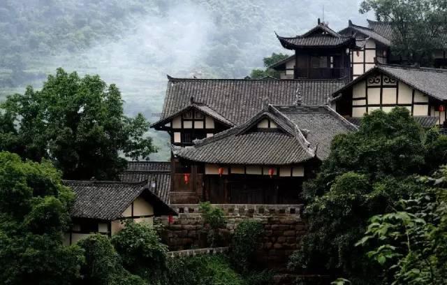 小猫钓鱼游戏龙王版有船